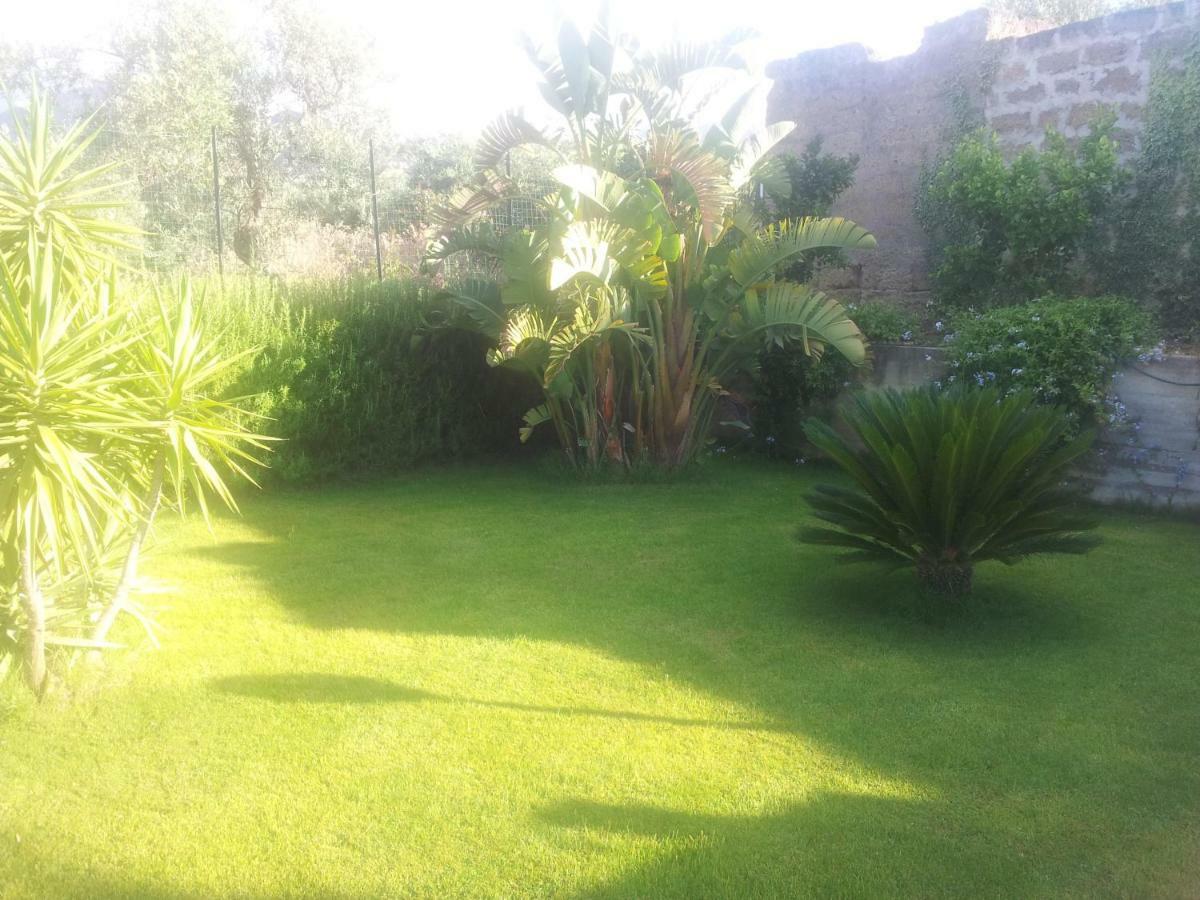 Villa Ficodindia Altavilla Milicia Bagian luar foto